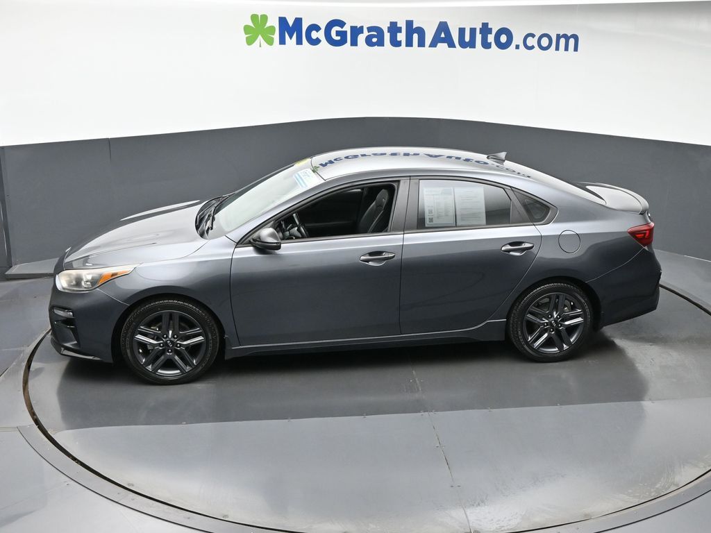 2021 Kia Forte GT-Line photo 15