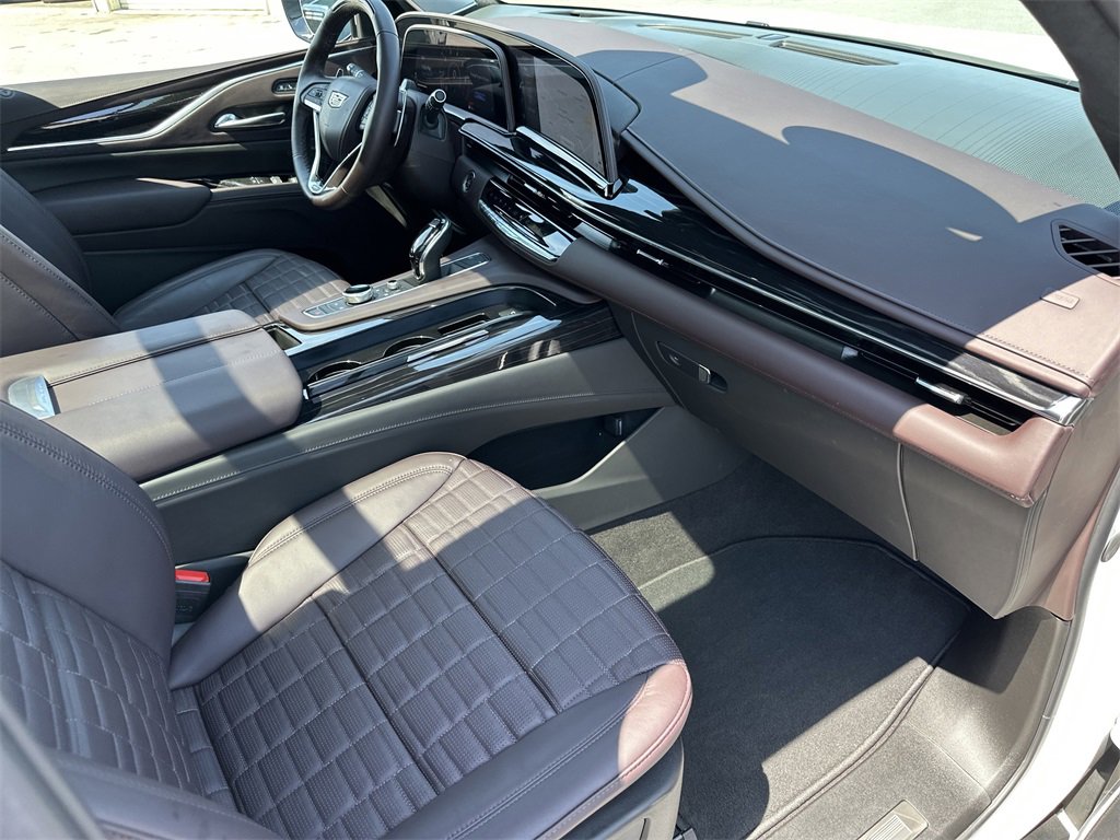 2024 Cadillac Escalade V-Series photo 29