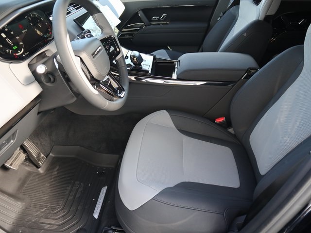 2025 Land Rover Range Rover Sport photo 14