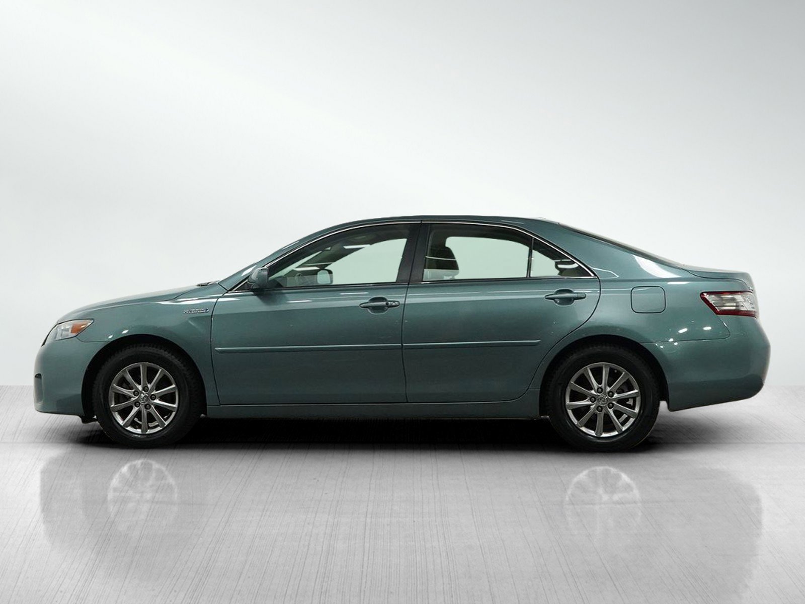 Used 2011 Toyota Camry Hybrid with VIN 4T1BB3EK4BU140025 for sale in Bloomington, Minnesota