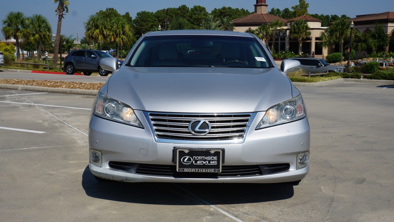 2010 Lexus ES 350 photo 2