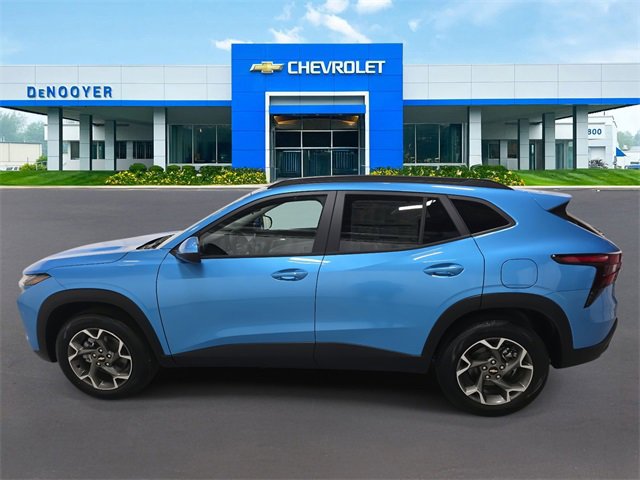 2025 Chevrolet Trax photo 8