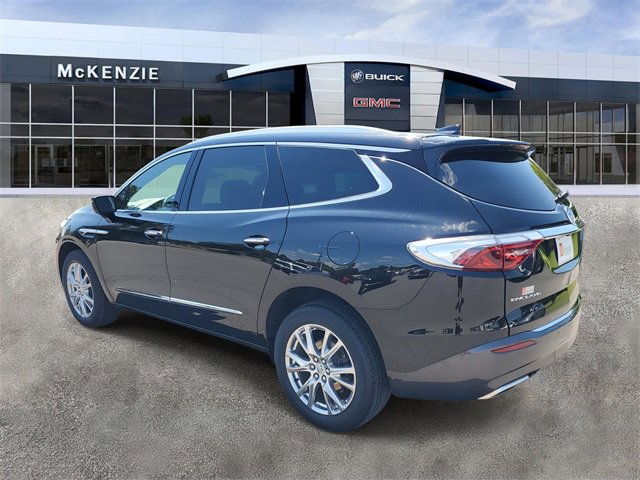 2023 Buick Enclave Premium photo 3