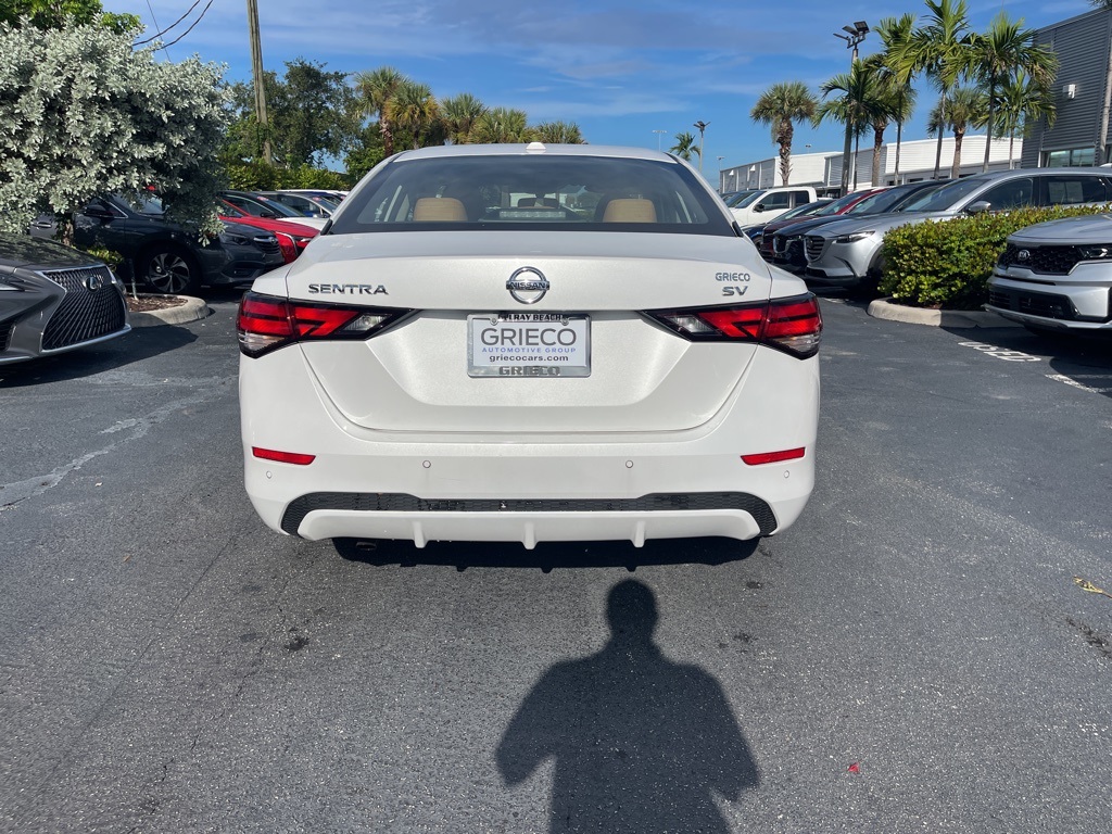 2023 Nissan Sentra SV photo 4