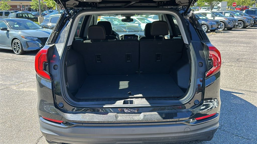 2021 Gmc Terrain SLE Elevation photo 28