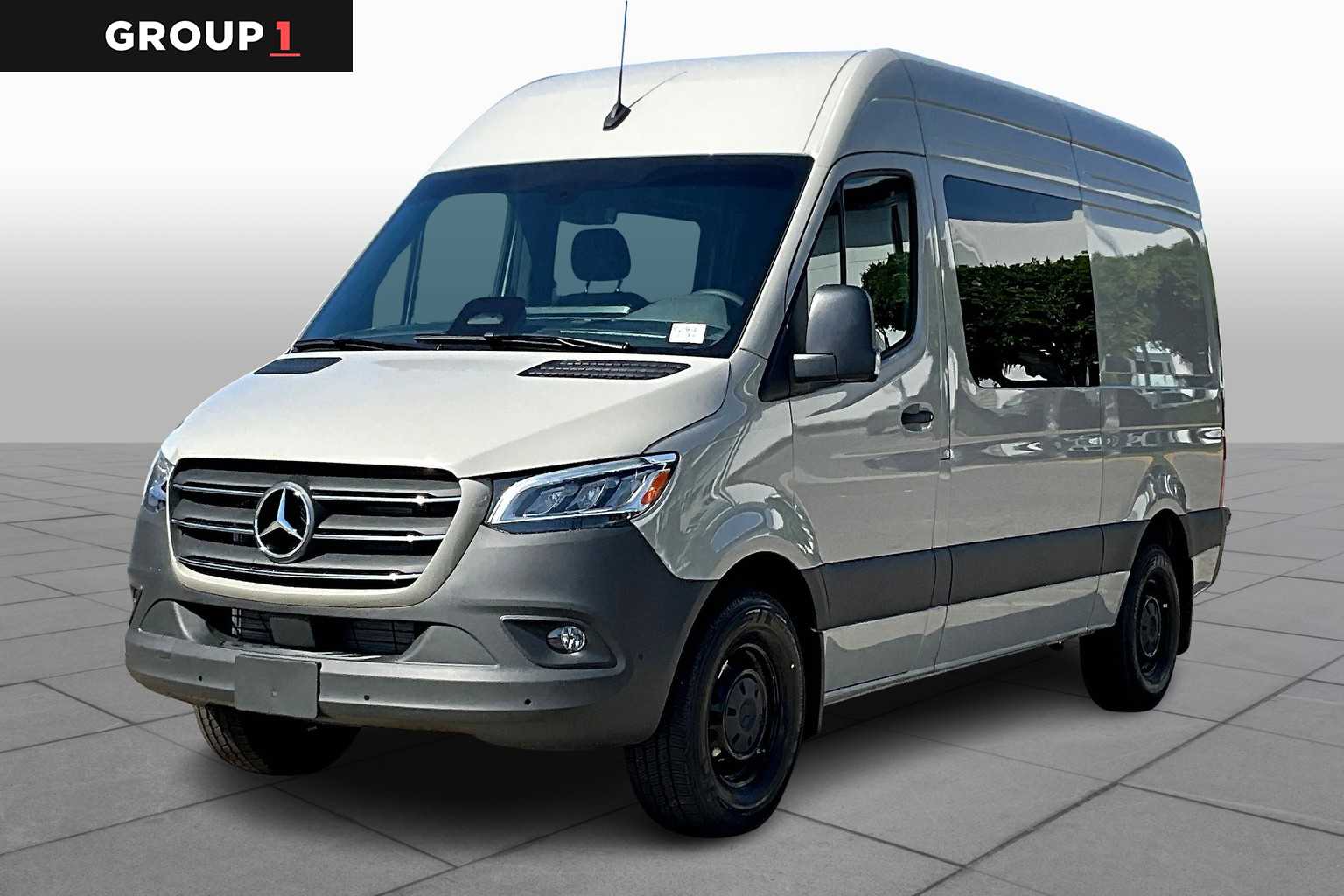 2025 Mercedes-Benz Sprinter Crew Van