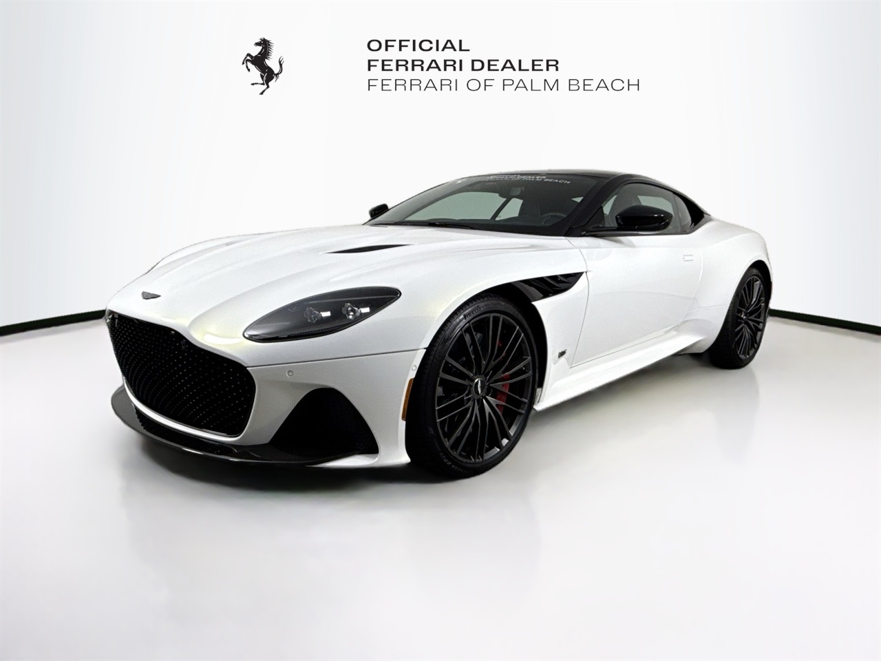 2023 Aston Martin DBS AM7 photo 3