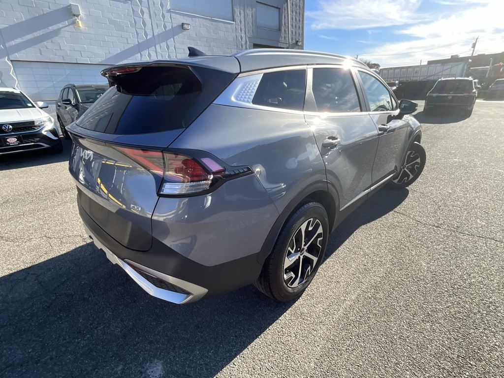 2023 Kia Sportage EX photo 3