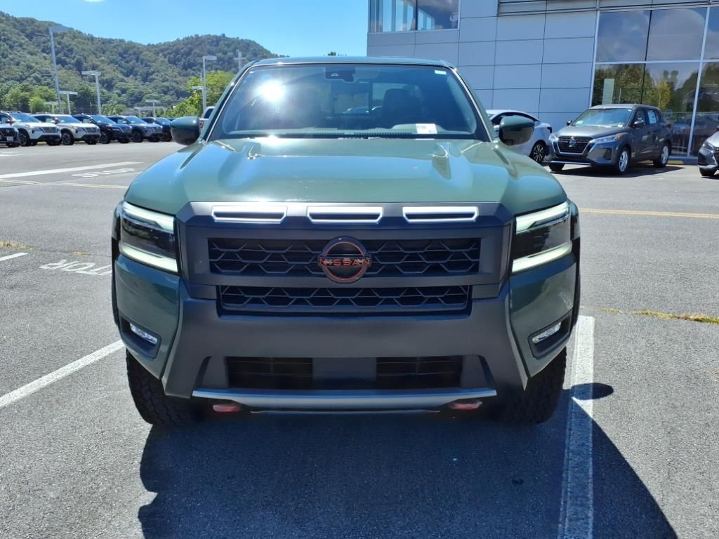 2025 Nissan Frontier Crew Cab PRO-4X photo 8