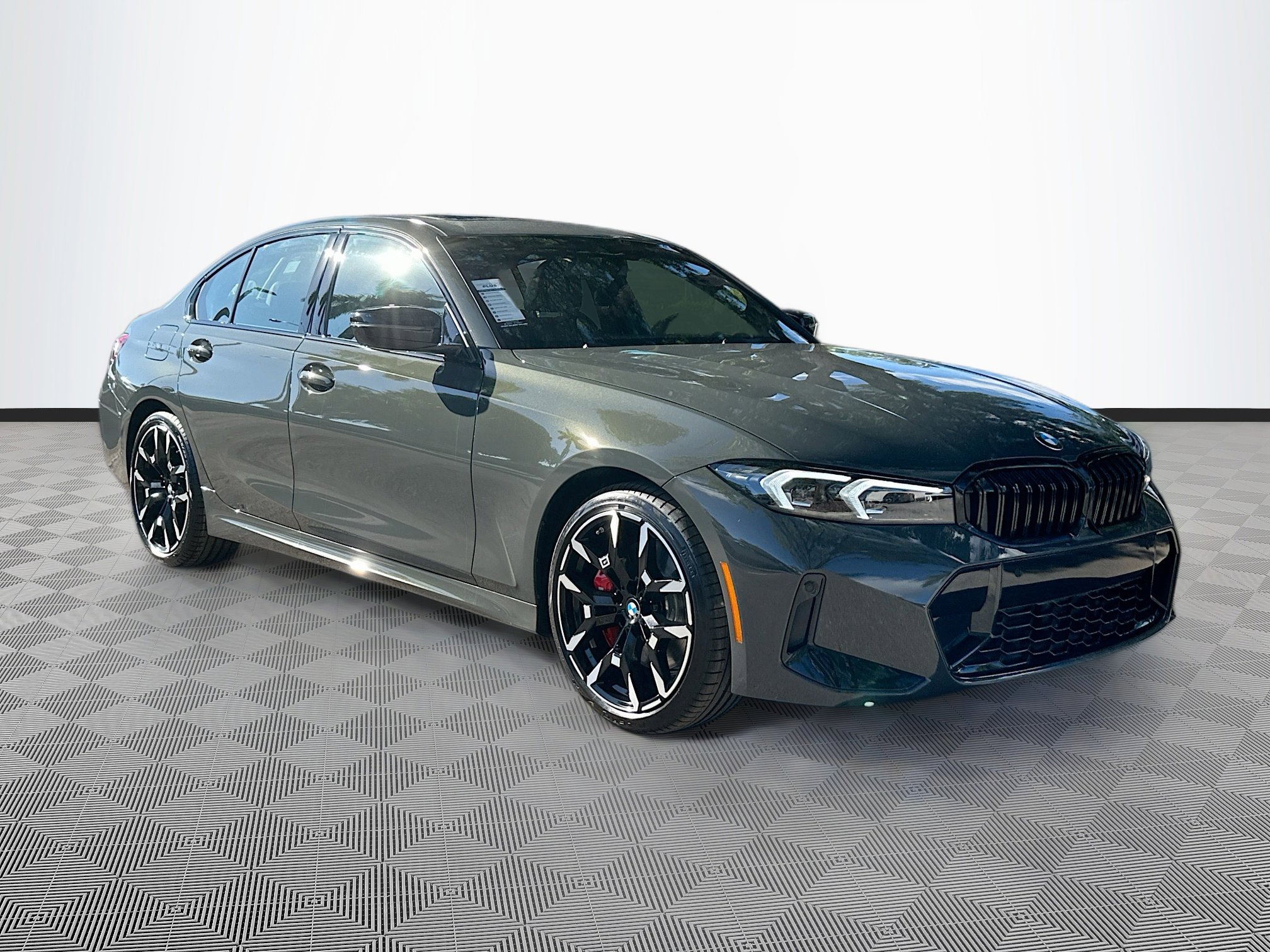 2026 BMW 3 Series 330i's photo