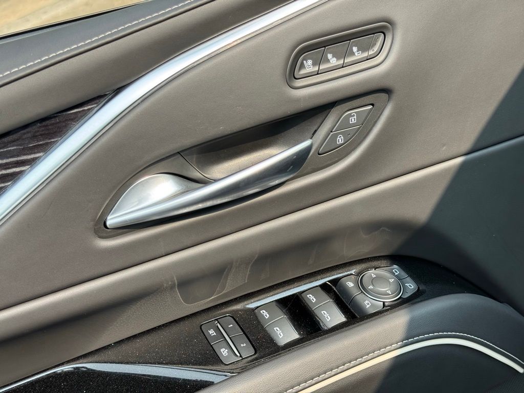 2023 Cadillac Escalade V-Series photo 21