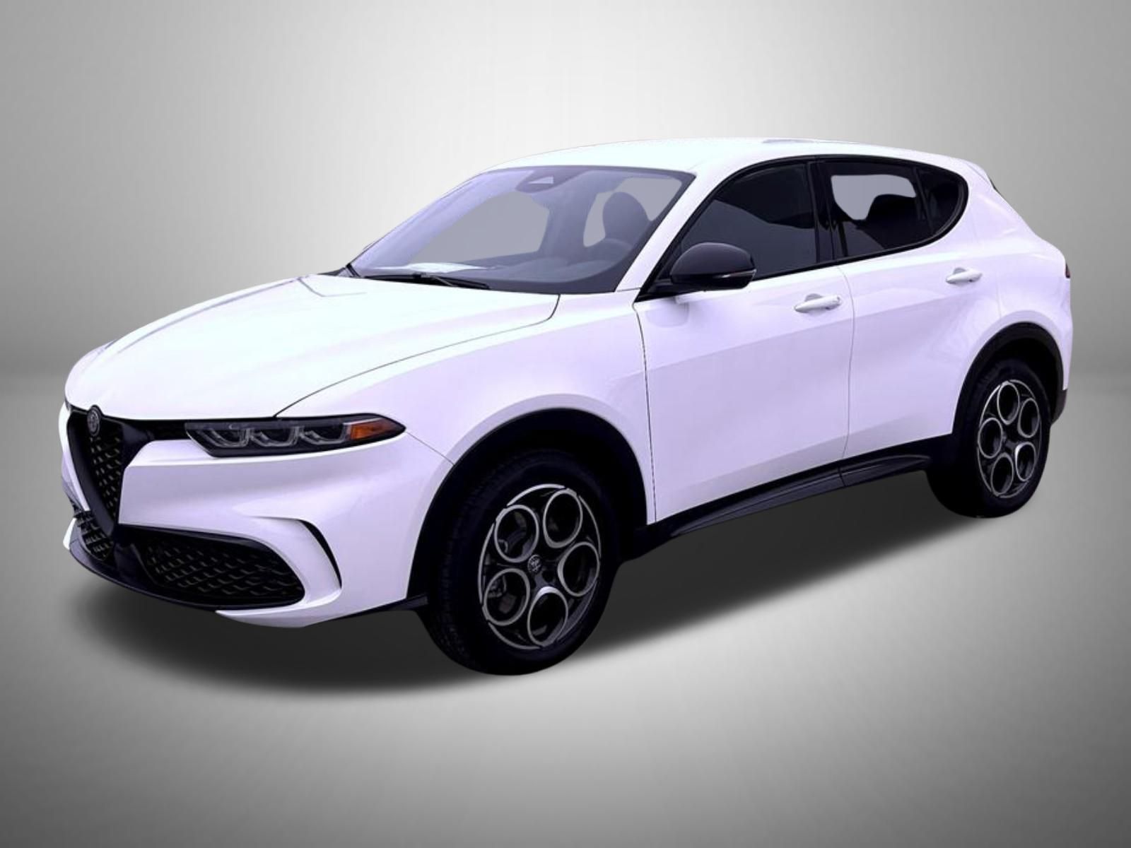 2025 Alfa Romeo Tonale Base's photo