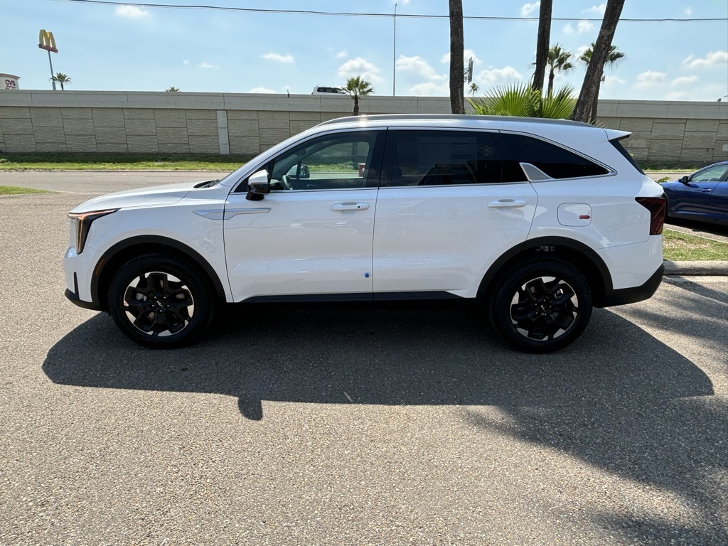 2025 Kia Sorento S photo 2