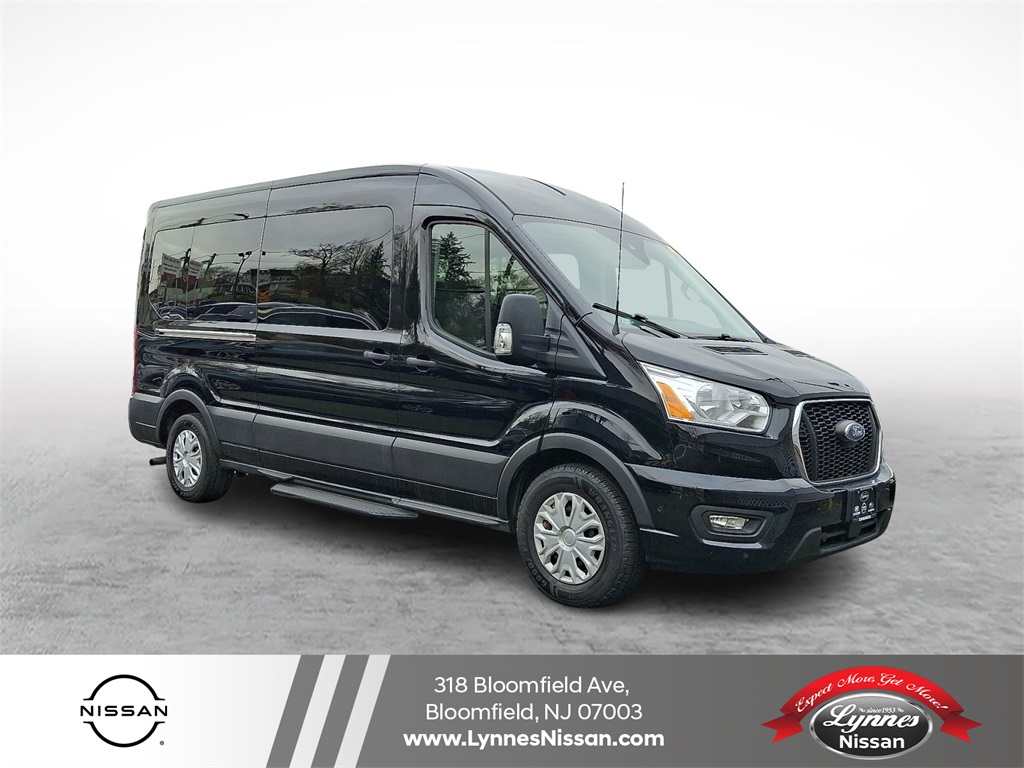 2022 Ford Transit Passenger Van XLT's photo