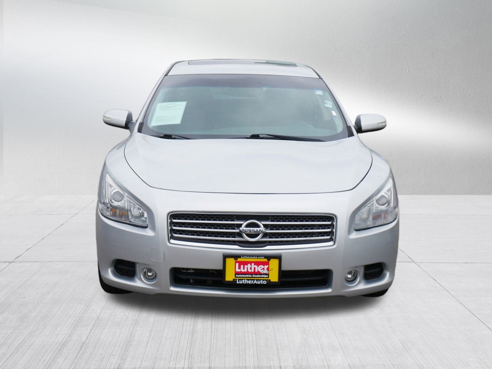 Used 2009 Nissan Maxima SV with VIN 1N4AA51E29C825869 for sale in Vadnais Heights, Minnesota