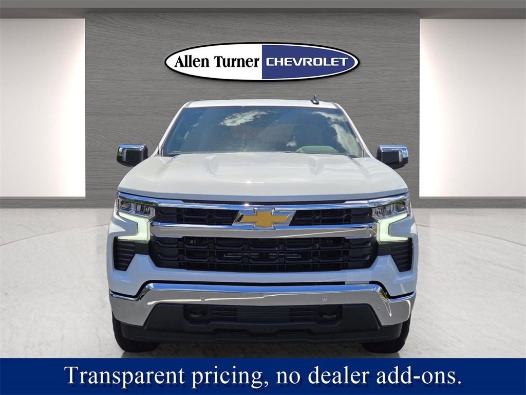 2025 Chevrolet Silverado 1500 LT photo 4
