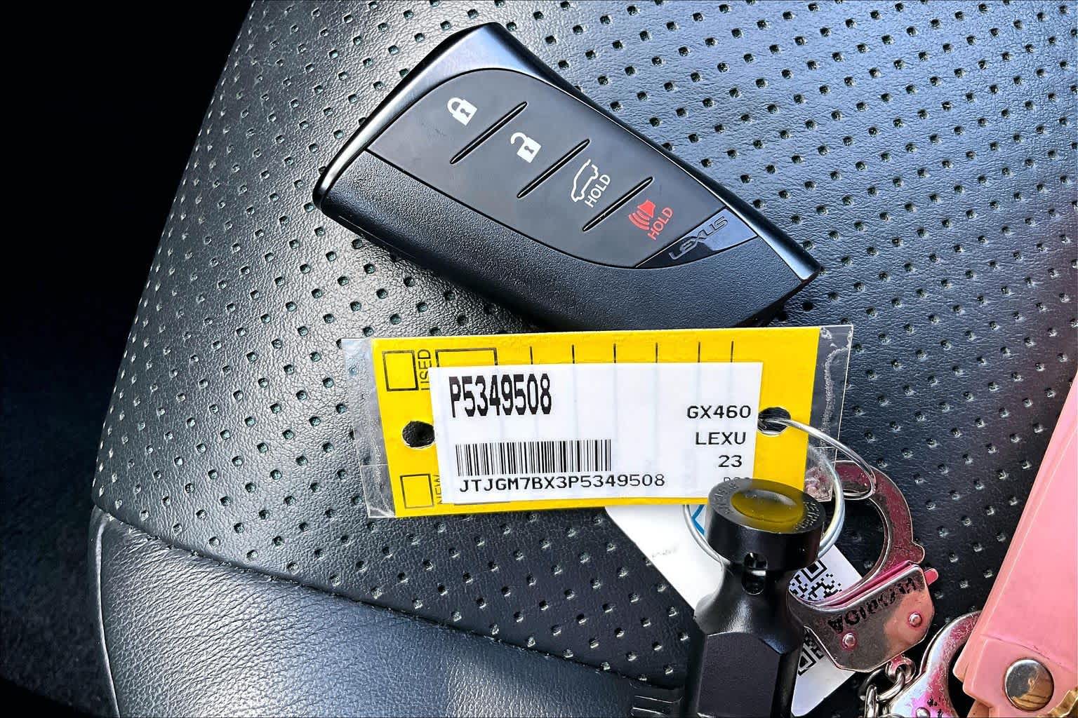 2023 Lexus GX LUXURY - Photo 14