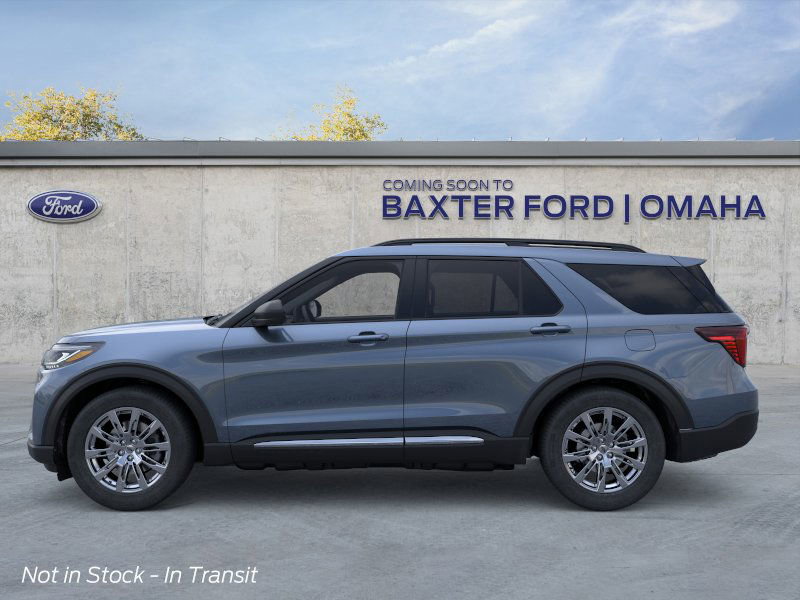 2025 Ford Explorer photo 16