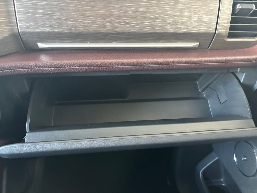 2023 Ford Expedition MAX Limited photo 17