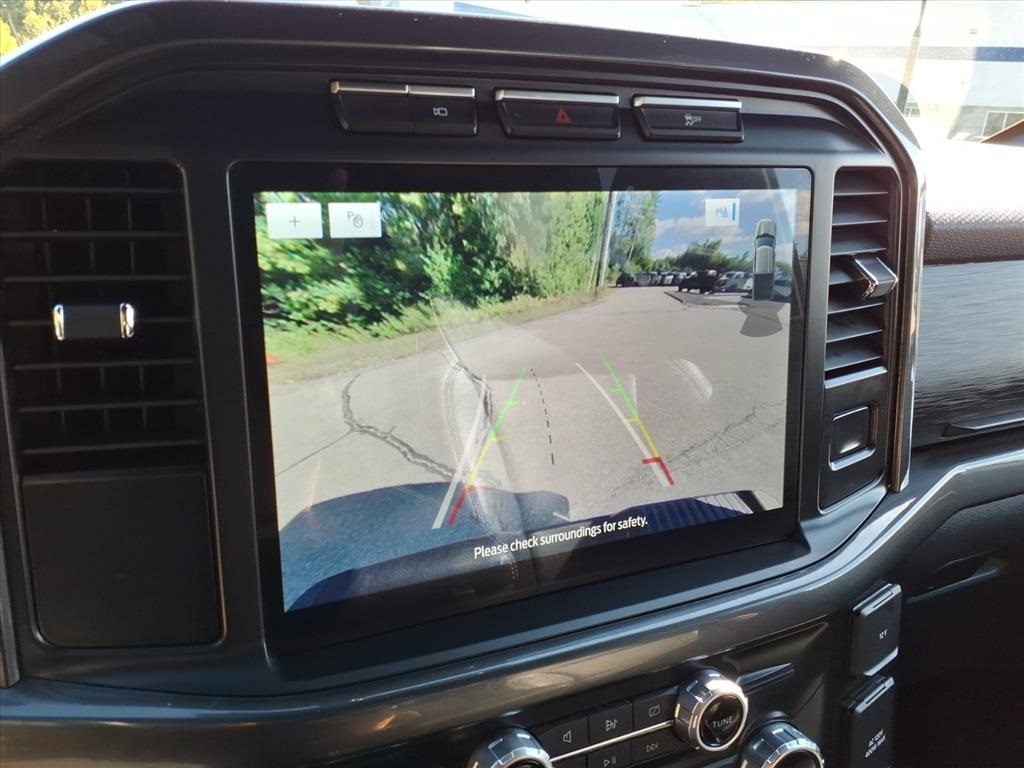 2022 Ford F-150 XLT photo 21