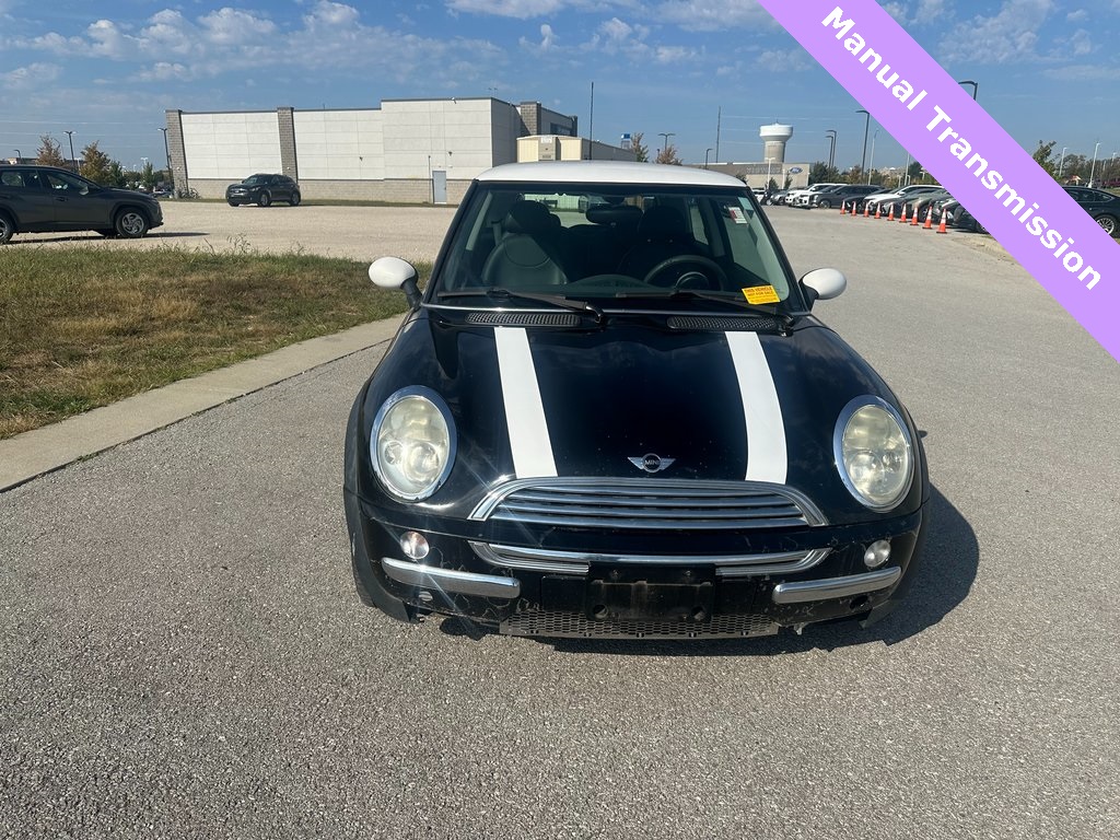 Used 2004 MINI MINI Base with VIN WMWRC33414TC50723 for sale in Kansas City