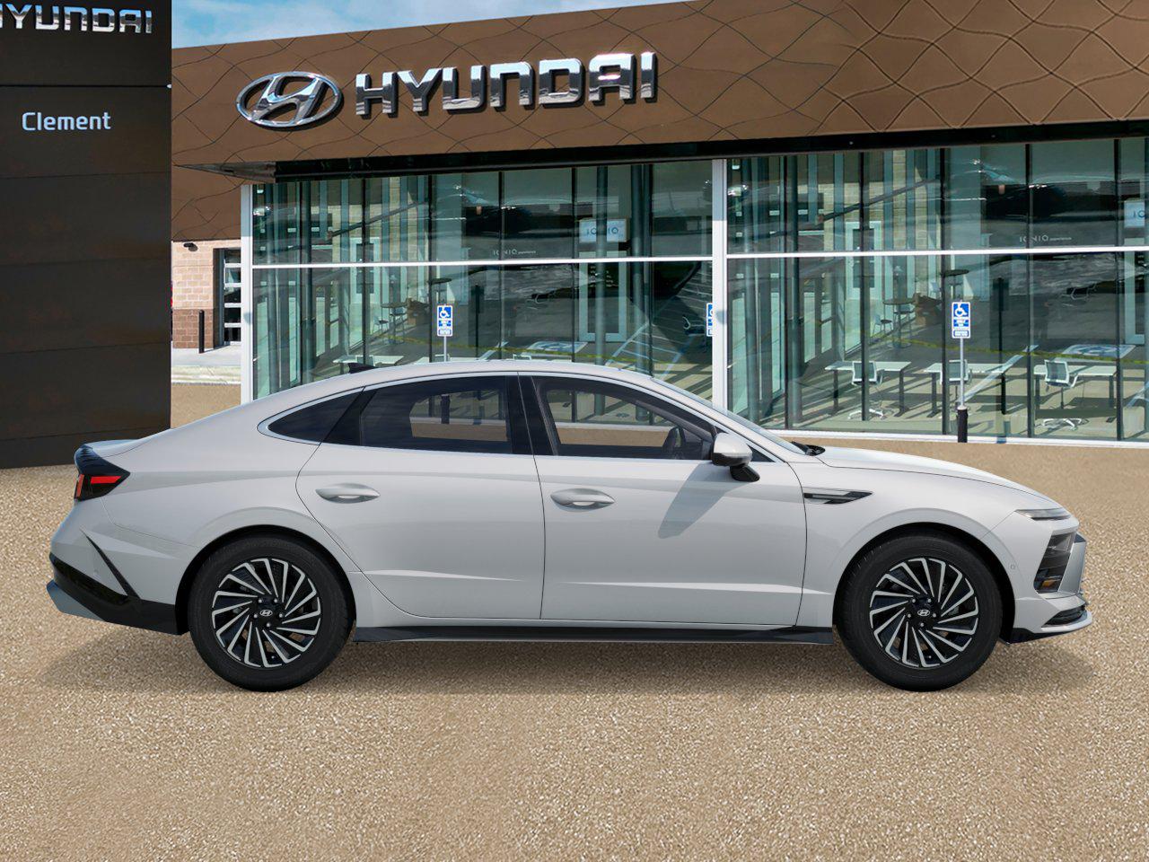 2026 Hyundai Sonata Hybrid Limited photo 3