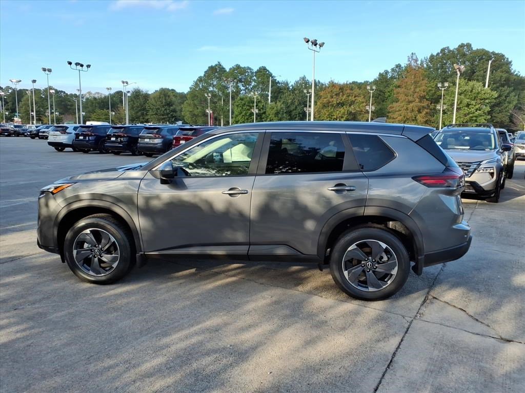 2026 Nissan Rogue SV photo 3
