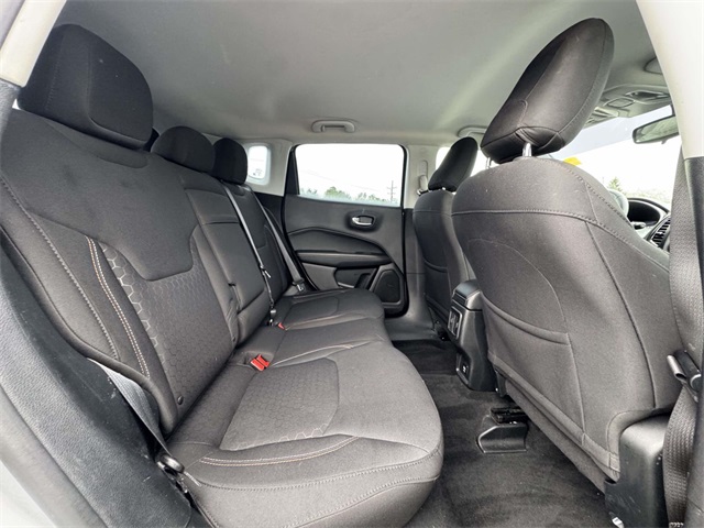 2018 Jeep Compass Sport photo 17
