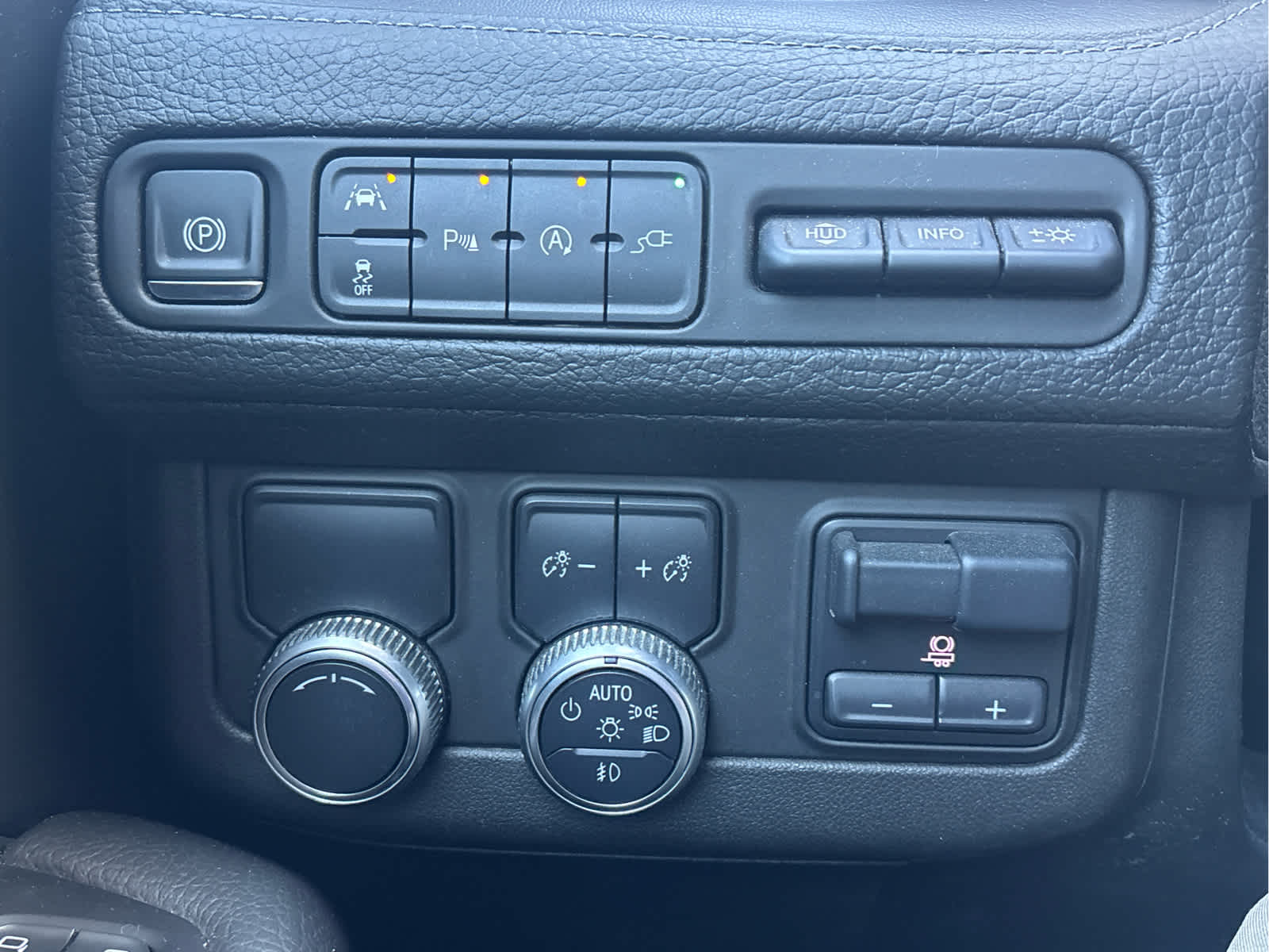 2021 Gmc Yukon Denali photo 22