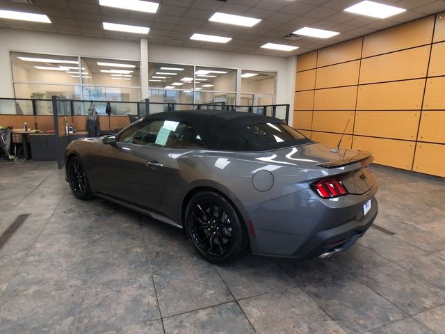 2025 Ford Mustang GT Premium Convertible photo 5