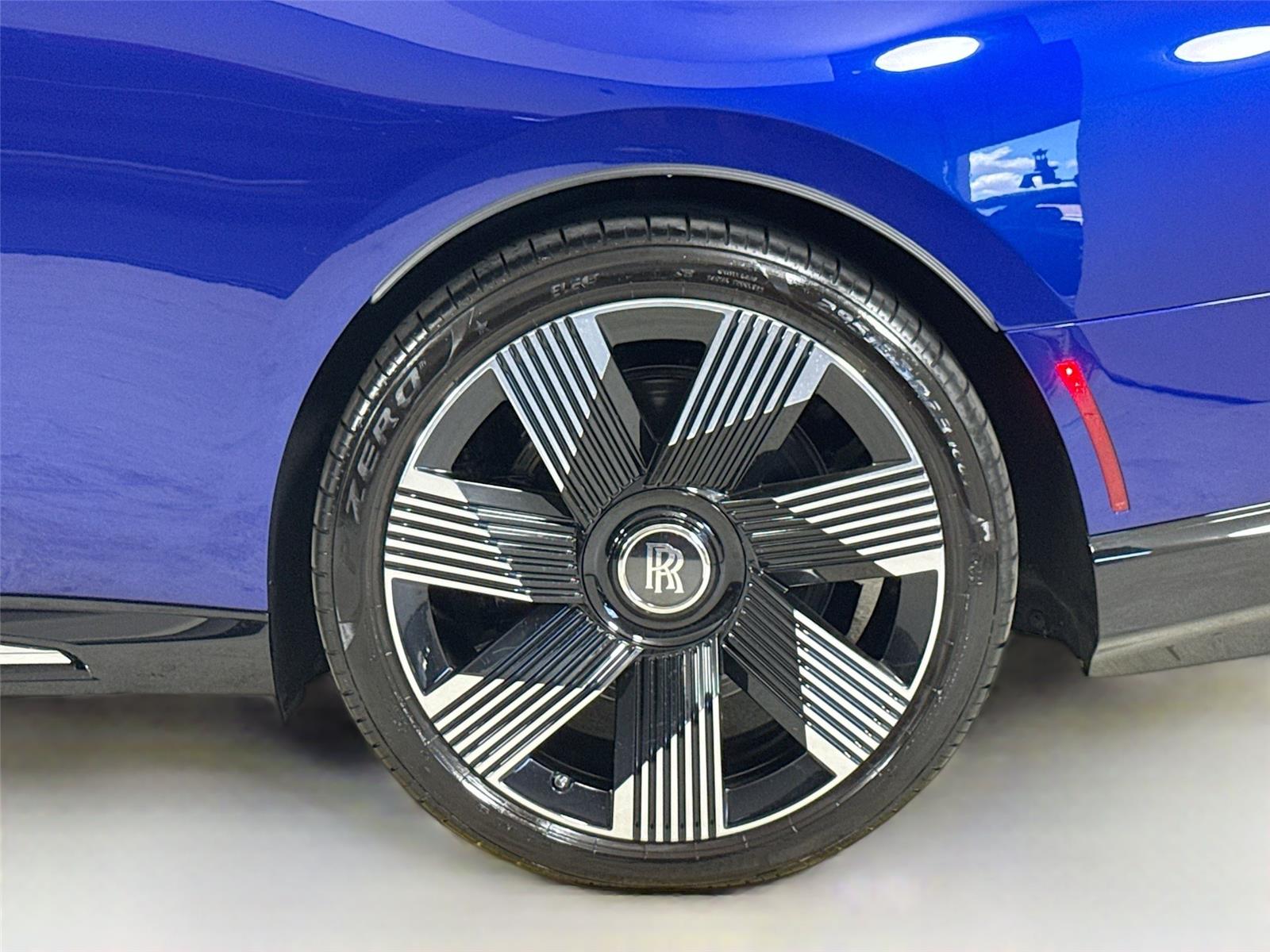 2024 Rolls Royce Spectre RR photo 36