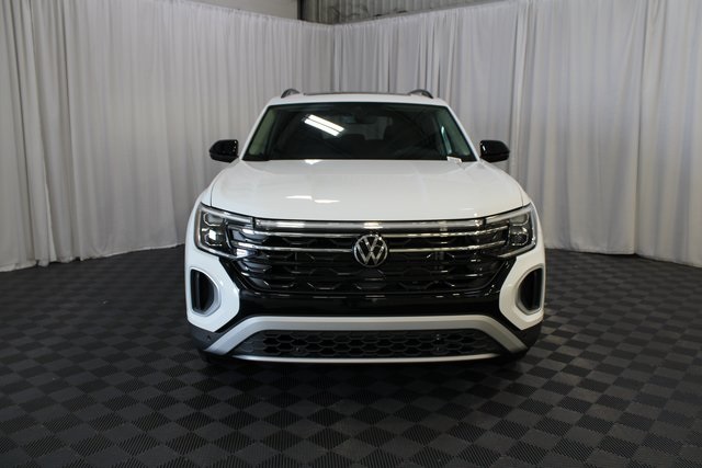 2025 Volkswagen Atlas Peak Edition SE photo 28