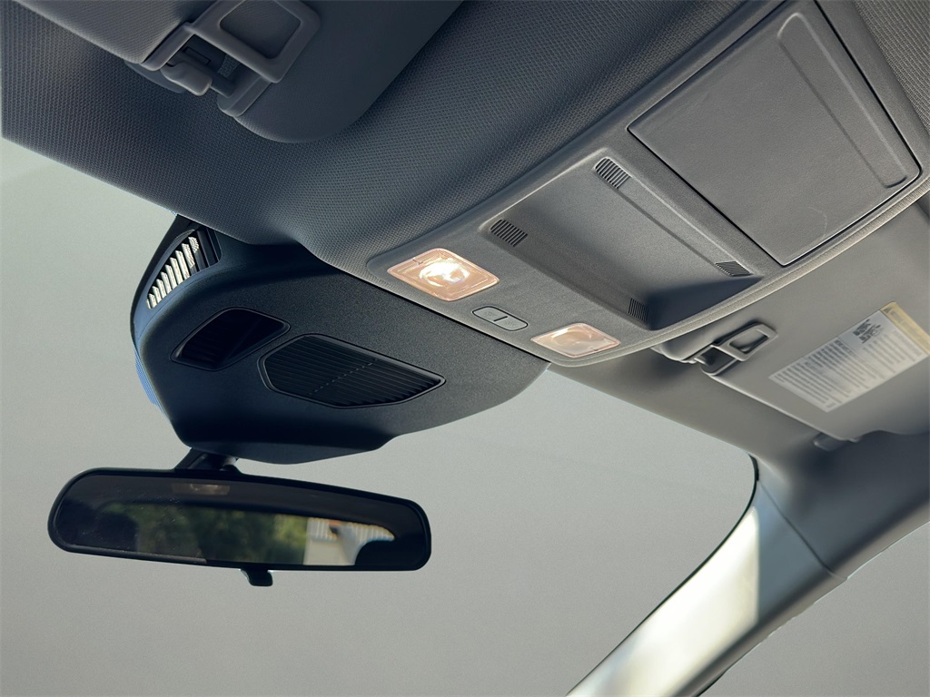 2022 Ford Escape SEL photo 4