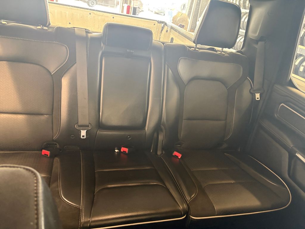2024 Ram 1500 Laramie photo 17