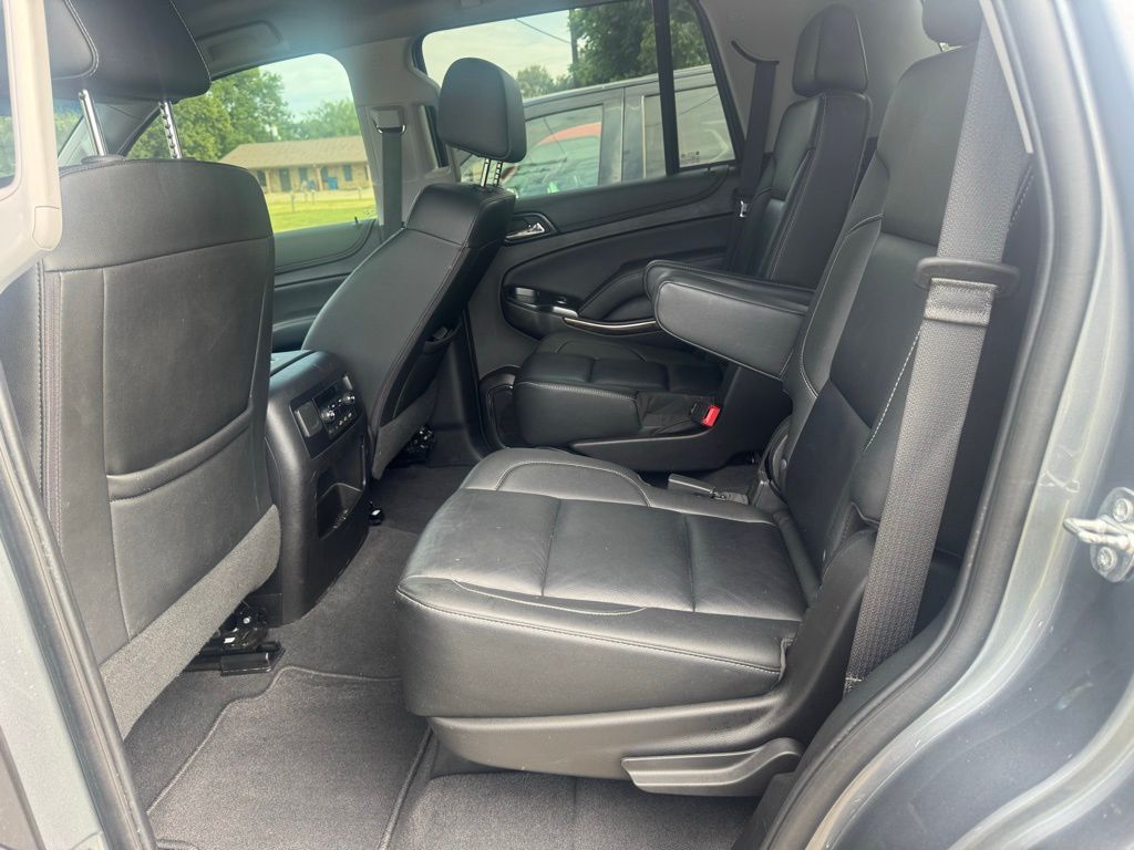 2020 Chevrolet Tahoe LT photo 4
