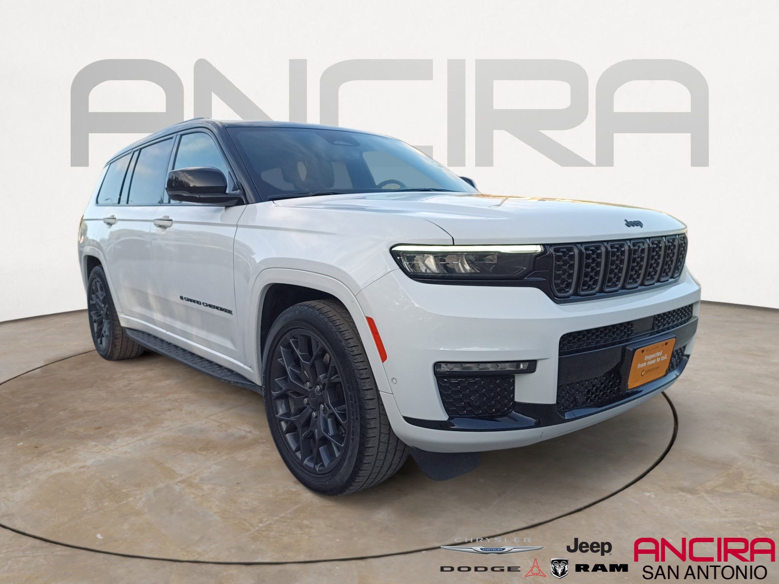 2024 Jeep Grand Cherokee L Summit Reserve's photo