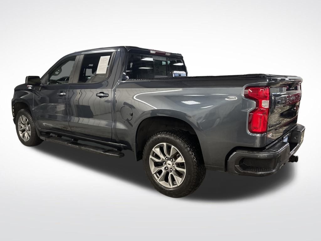 2021 Chevrolet Silverado 1500 RST photo 3