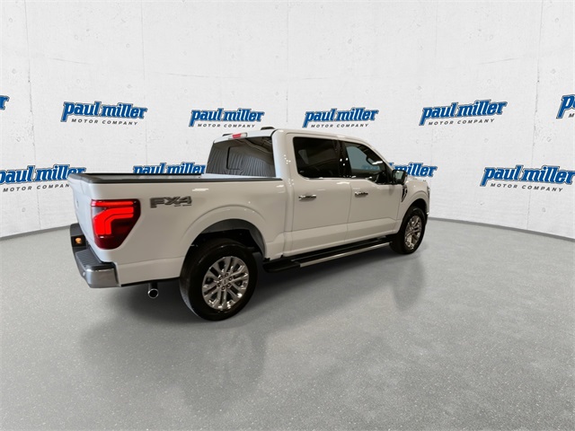 2025 Ford F-150 Lariat photo 10