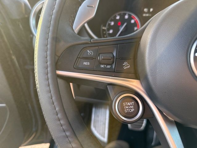 2018 Alfa Romeo Stelvio Ti photo 18