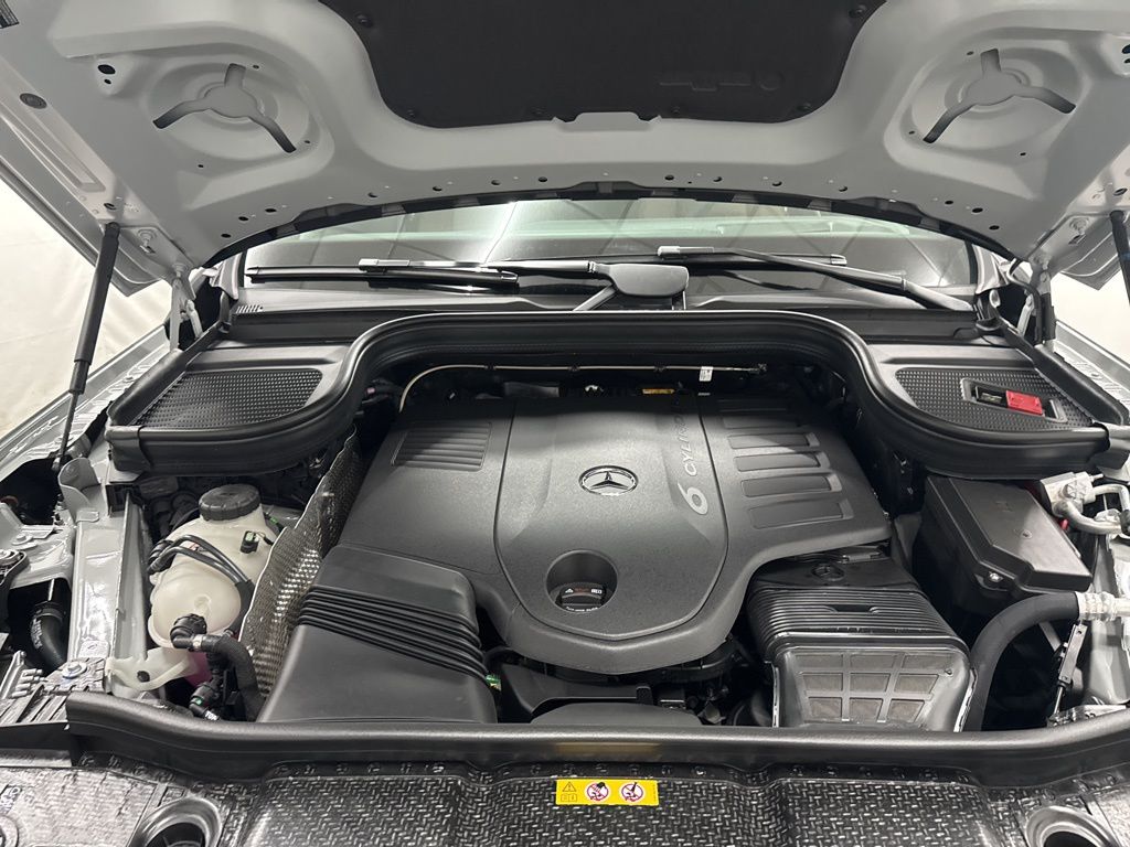 2026 Mercedes Benz GLS 450 4MATIC photo 30