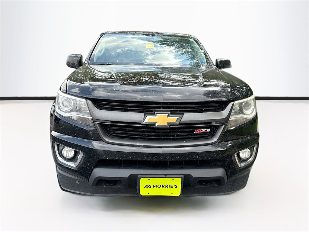 2017 Chevrolet Colorado Z71 photo 2