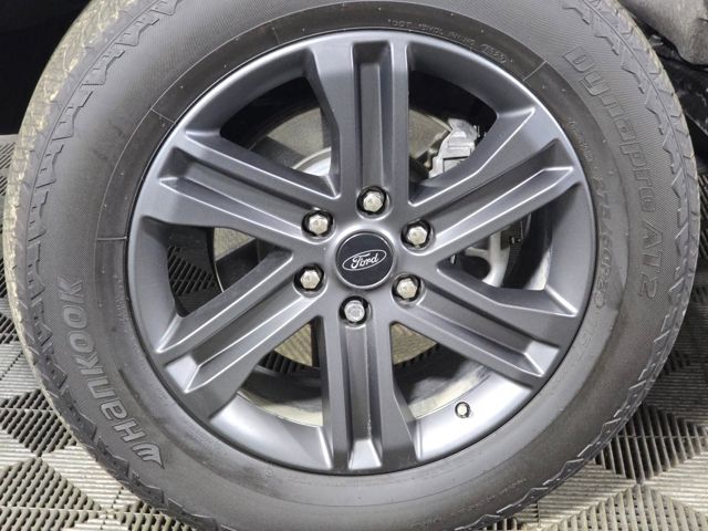 2023 Ford F-150 Lariat photo 8