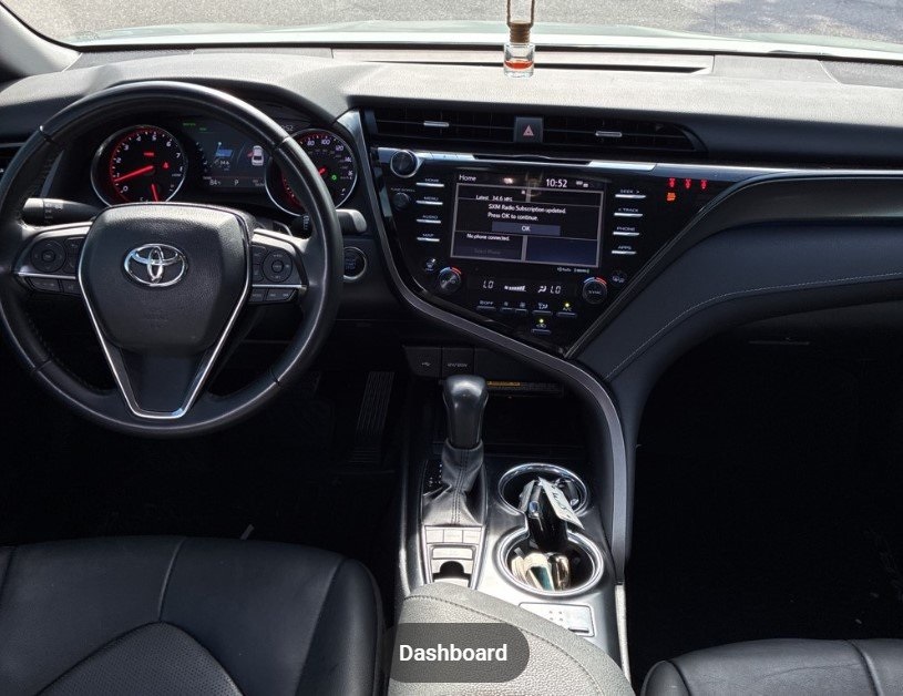 2020 Toyota Camry XSE photo 10