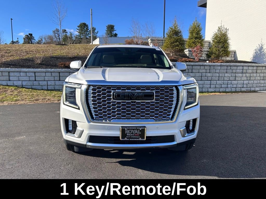 2022 Gmc Yukon Denali photo 2