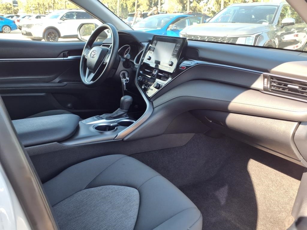 2024 Toyota Camry LE photo 15