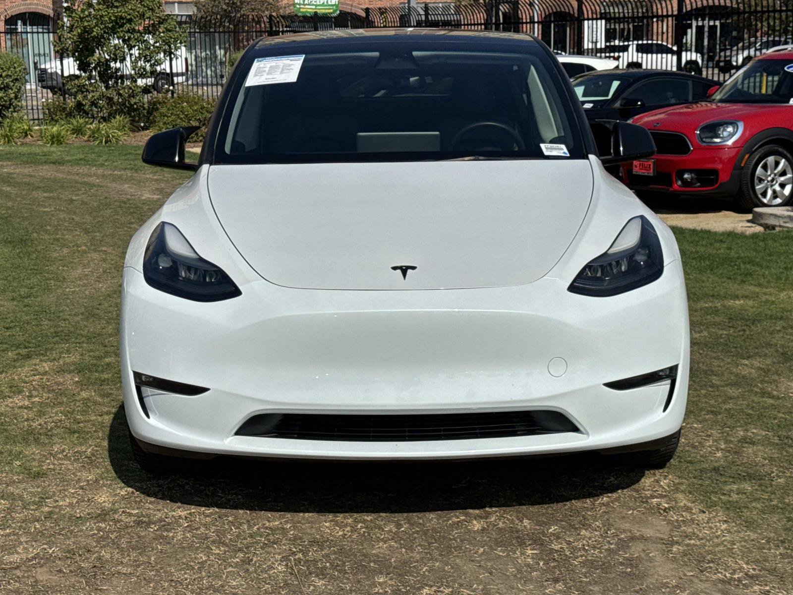 2023 Tesla Model Y Performance photo 2