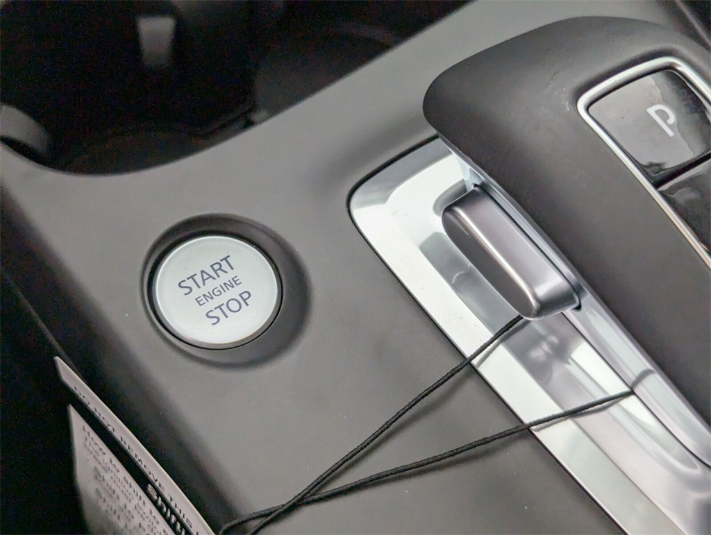 2025 Infiniti QX50 Luxe AWD photo 14