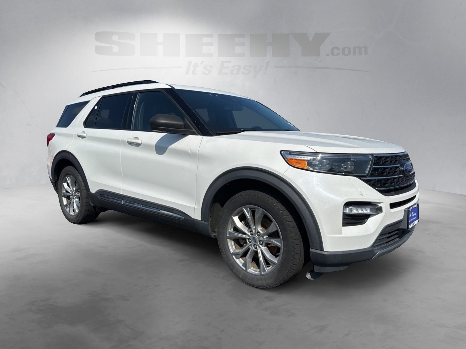 2020 Ford Explorer XLT photo 2