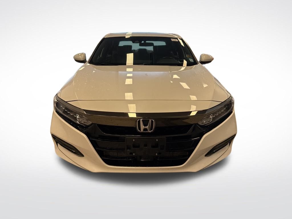 2019 Honda Accord Sport photo 2