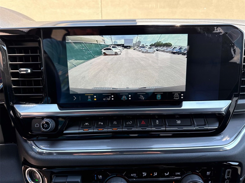 2023 Chevrolet Silverado 1500 High Country photo 32